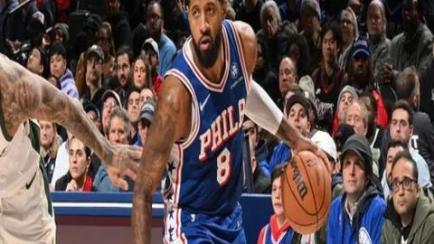 “U20亚洲杯小组赛首轮战罢，五支队伍锁定八强席位——据新华网消息”